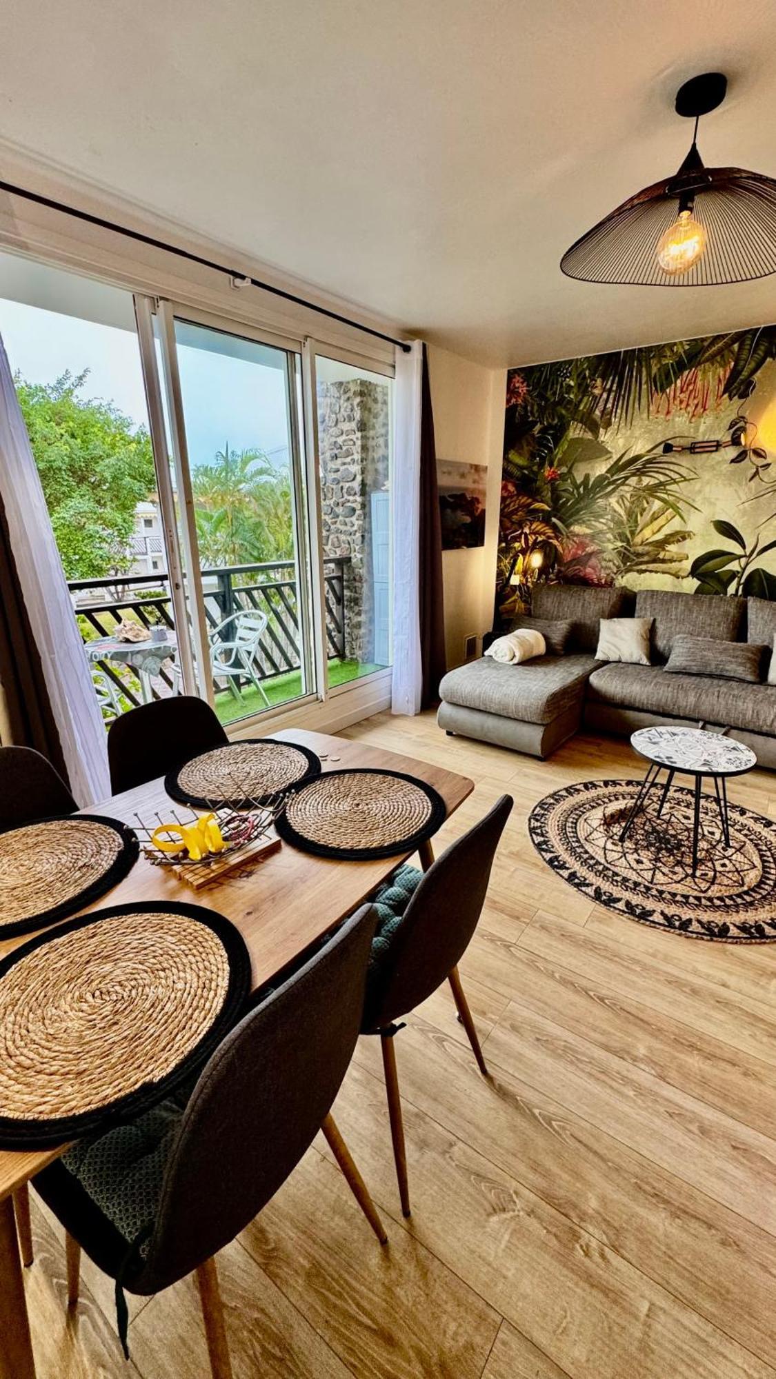 Bikini & Martini Residence Manganao Plage & Piscine Privee Saint-Francois  Exterior photo